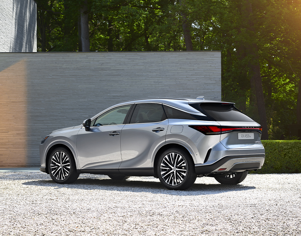 car-1 voiture Lexus RX 450h+ gris coté